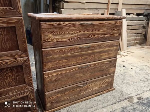 Комод из массива